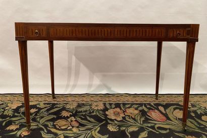 Table de tric-trac en acajou et placage de...
