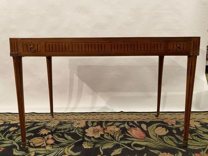 Table de tric-trac en acajou et placage de...