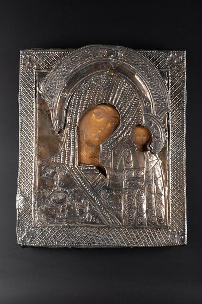 Vierge de Kazan
Marie dans ce modèle de Vierge...