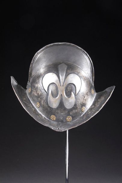 Morion noir et blanc à haute crête forgé...
