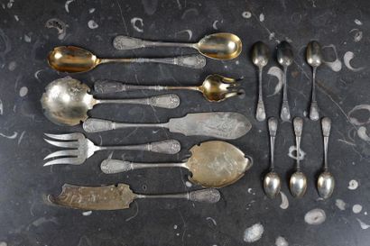 Ensemble de couverts de service en argent...