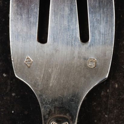 Ensemble de couverts à poisson en argent,...