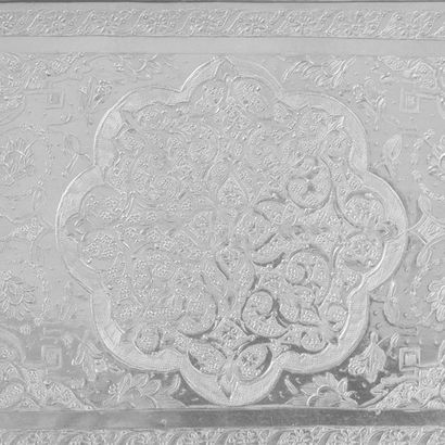 Boîte rectangulaire en argent à décor de...