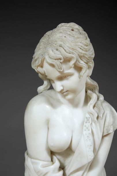 Anonyme, vers 1900
Jeune fille surprise
Statue...