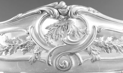 Centre de table ovale à contours en bronze...