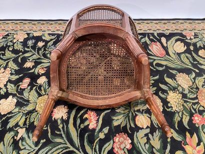 Petit fauteuil de bureau en bois naturel...