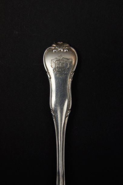 Ménagère de couverts en argent et argent...