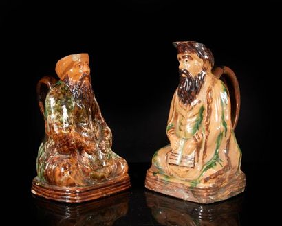 Sarthe
Deux pichets anthropomorphes en terre...