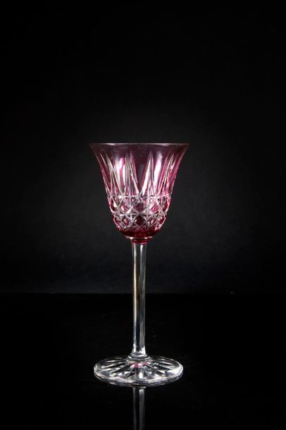 ST LOUIS
Série de 6 verres à pied en cristal...