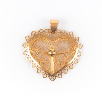 Pendentif Coeur en or filigrané. 13,46 g....