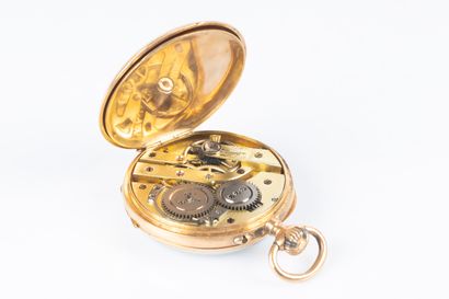Montre de poche en or gravé d'un cartouche,...
