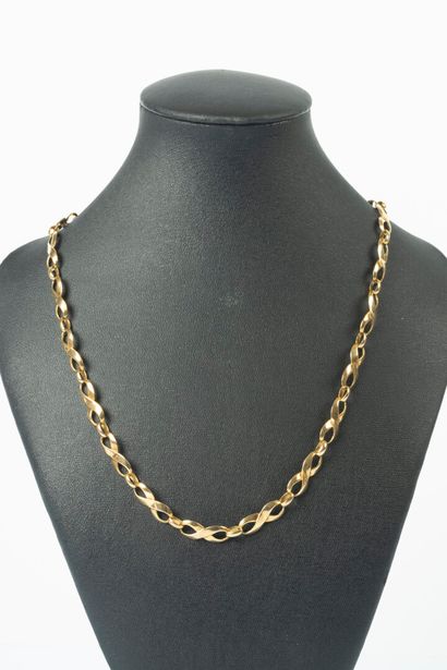Collier en or à motifs d'infini, chaînette...