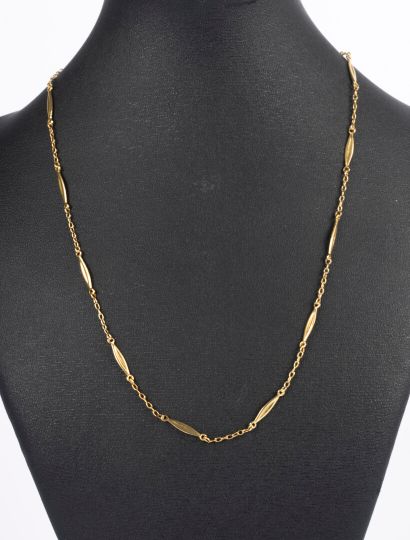 Chaîne en or maille fantaisie 41 cm. 5,09...