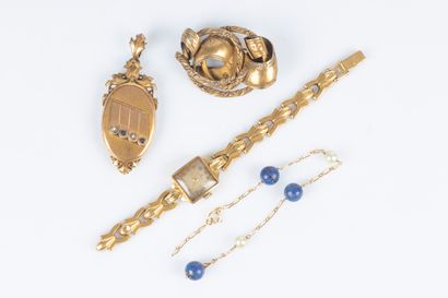 Lot: Bracelet-montre de dame en or, le bracelet...