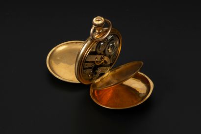 Montre de poche savonnette en or, le cache-poussière...