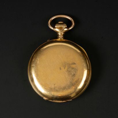 Montre de poche savonnette en or, le cache-poussière...