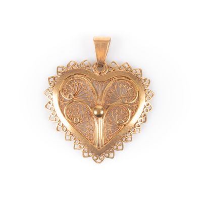 Pendentif Coeur en or filigrané. 9,70 g....