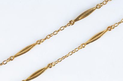 Chaîne en or maille fantaisie 41 cm. 5,09...