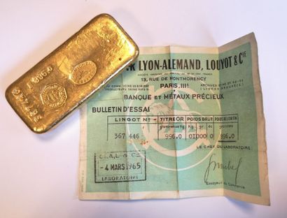 Lingot d'or numéroté 367446 avec son bulletin...
