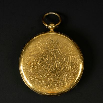 Montre de col en or gravé de fleurs, le cache-poussière...