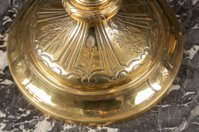 Grand calice en argent et vermeil, décor...