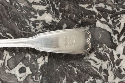 Cuiller à ragoût en argent, modèle à filets....