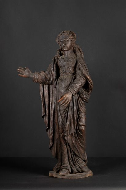Vierge ou sainte Femme en chêne sculpté,...