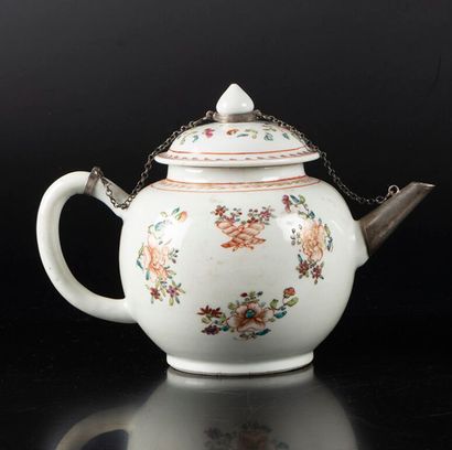 CHINE - COMPAGNIE DES INDES XVIIIème siècle

Théière...