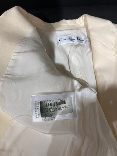 DIOR. Veste de tailleur, boutonnage à 3 boutons...