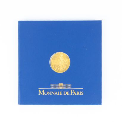 1 médaille en or de la Monnaie de Paris....