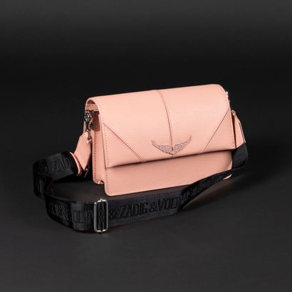 ZADIG ET VOLTAIRE. Sac besace en cuir grainé...