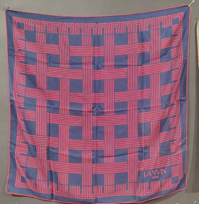 LANVIN. Ensemble de 4 foulards

- carré en...