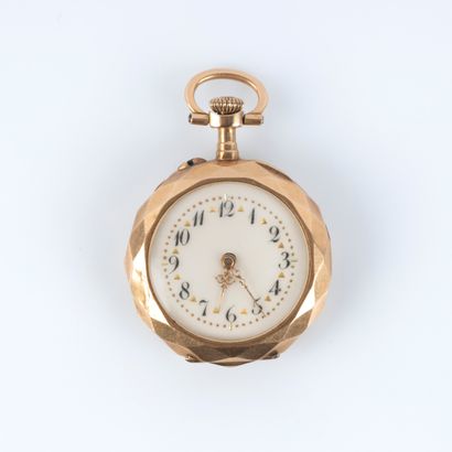 Montre de col en or rose chiffrée, le cache-poussière...