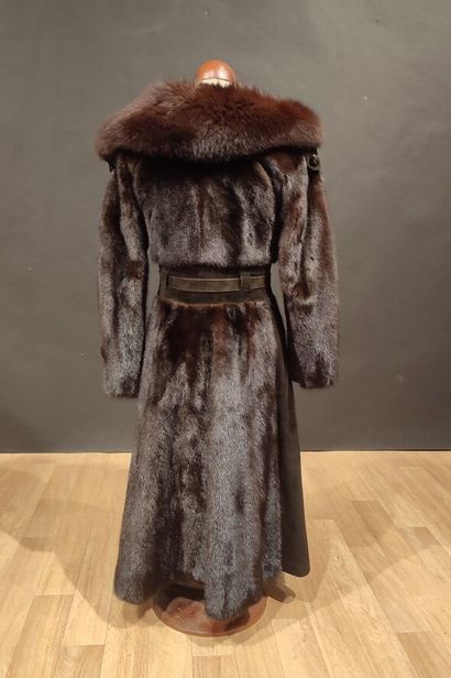 Dark mink coat, black skin facings and fox...