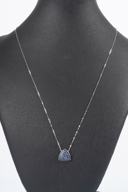 Pendentif Trillion en or blanc pavé de 30...