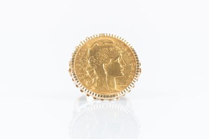 Bague en or sertie d'une monnaie en or: 20...