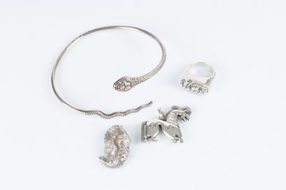 4 bijoux en argent, éditions des musées nationaux:...