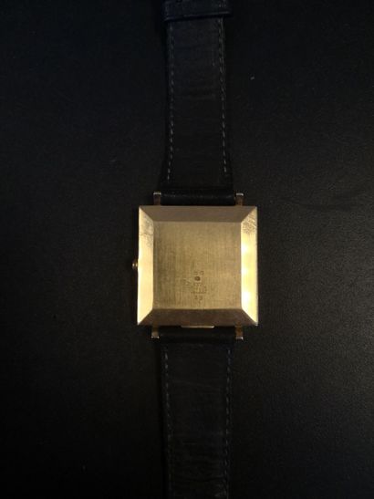 EVIANA. Bracelet-montre d'homme en or, mouvement...