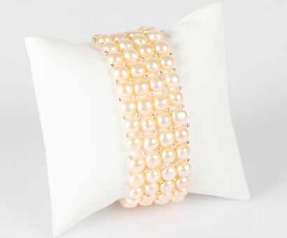 Bracelet 4 rangs en perles de culture naturelles...