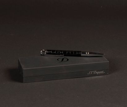 DUPONT. Stylo bille noir, modèle 