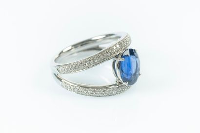 Bague double anneau pavés de diamants (GVS)...
