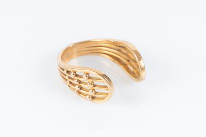 Anneau de foulard (ou bague?) en or ajouré...