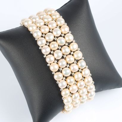 Bracelet 4 rangs en perles de culture naturelles...