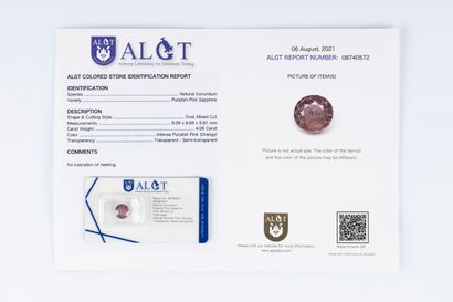 Saphir sous scellé avec son certificat mentionnant:...