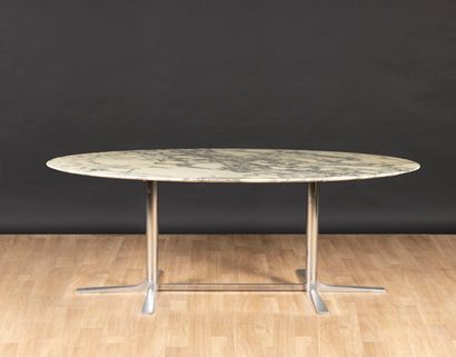 KNOLL Florence (née en 1917) 

Table de salle...