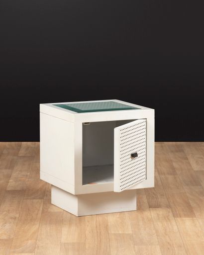 Matteo THUN for BIEFFEPLAST. Cabinet in lacquered...