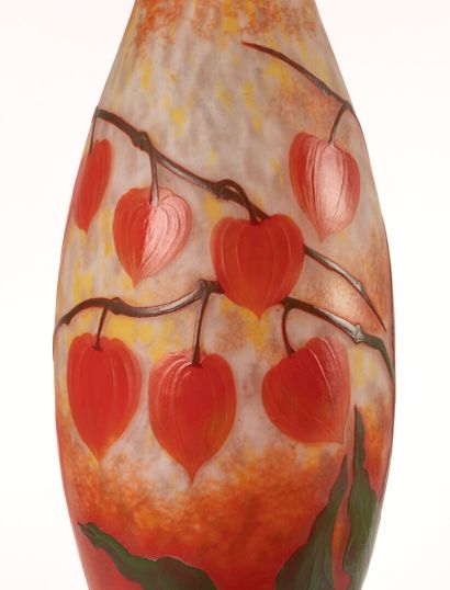 DAUM NANCY. Important vase with swollen body...