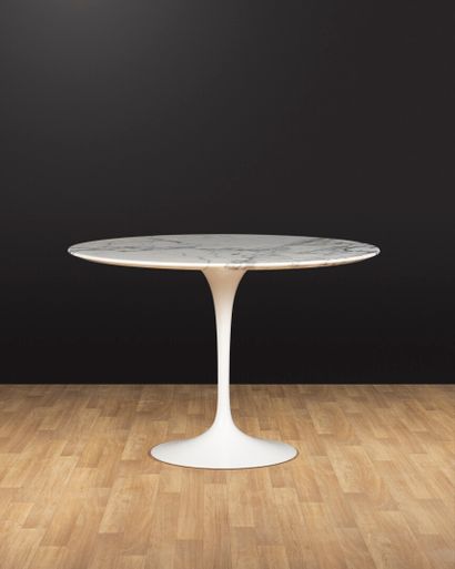 Eero SAARINEN (1910-1961) & KNOLL 
Round...