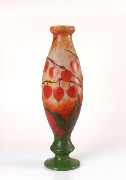 DAUM NANCY. Important vase with swollen body...