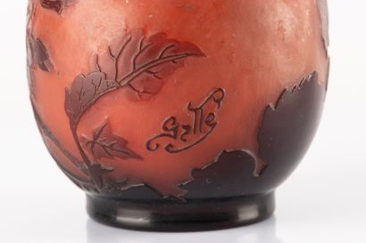 GALLE. Vase ball out of glass with slightly...